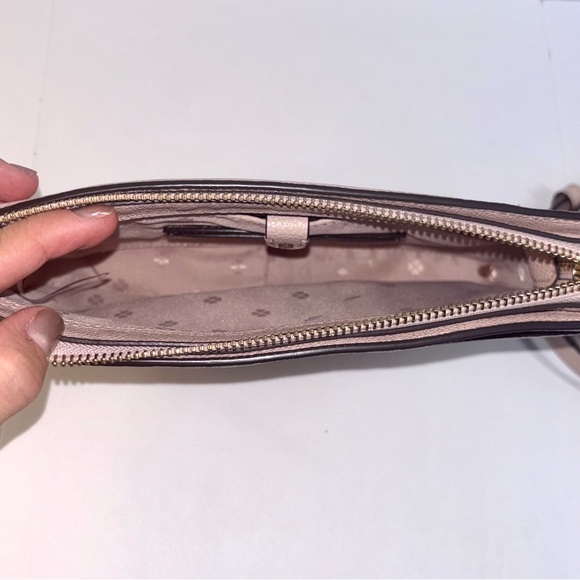 Kate Spade light pink crossbody (gold hardware) - Picture 7 of 8